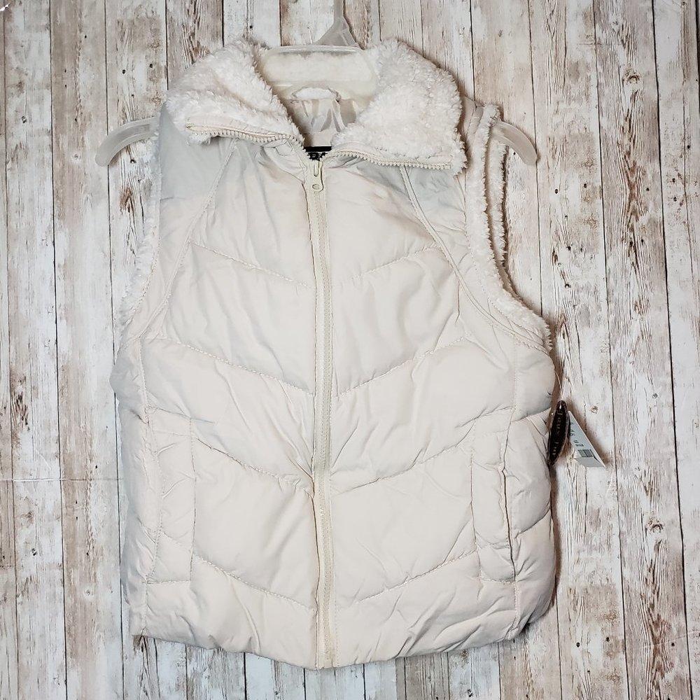 PAO Sport Cream Puffer Zip up Vest with Faux Fur Medium